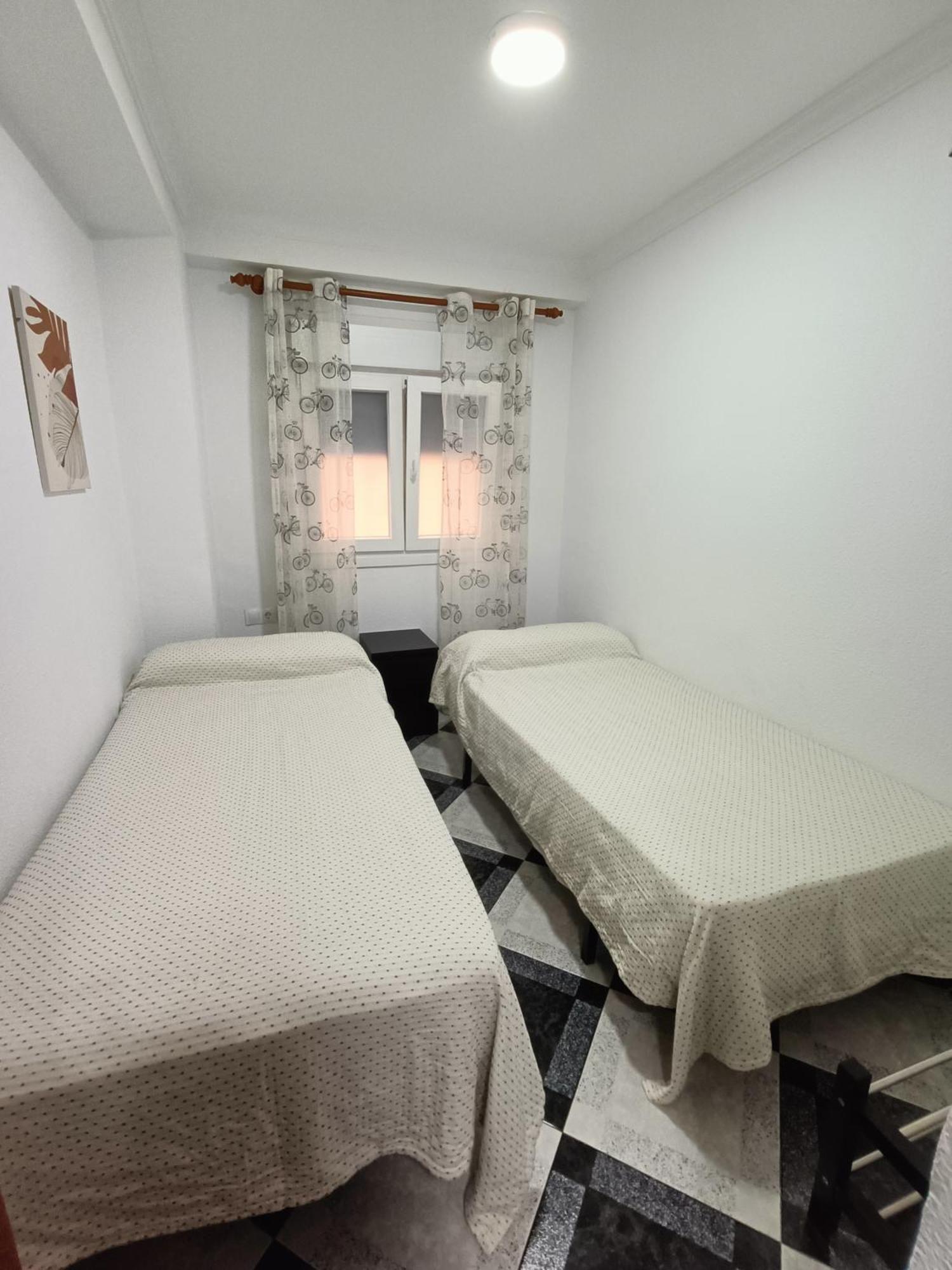 Apartamento Piso luminoso a 3 minutos de la playa Cádiz Exterior foto